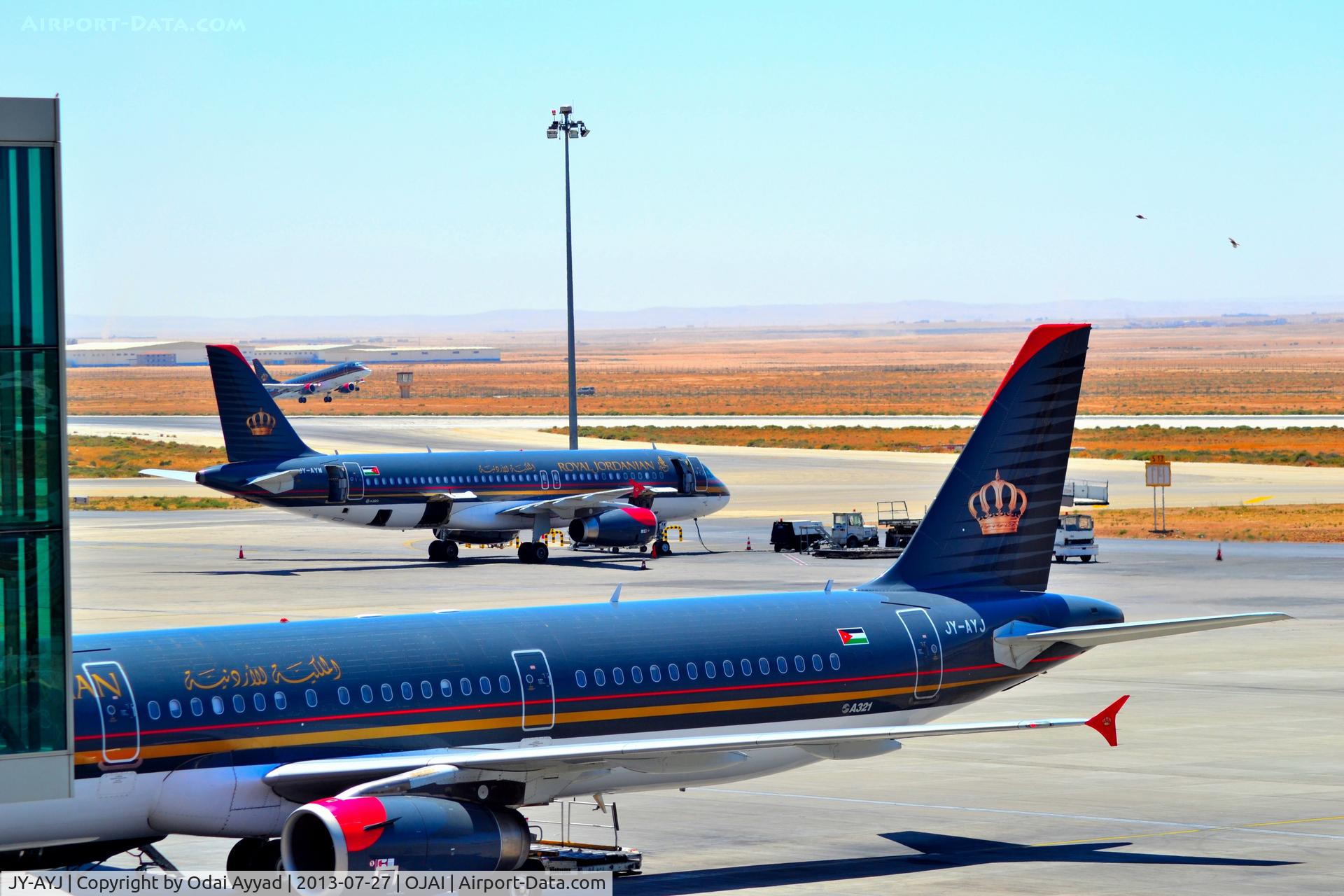 JY-AYJ, 2008 Airbus A321-231 C/N 3458, RJA 3 Airplanes Fleet in Queen Alia Airport At Amman Jordan , A321 , ERJ170 , A320