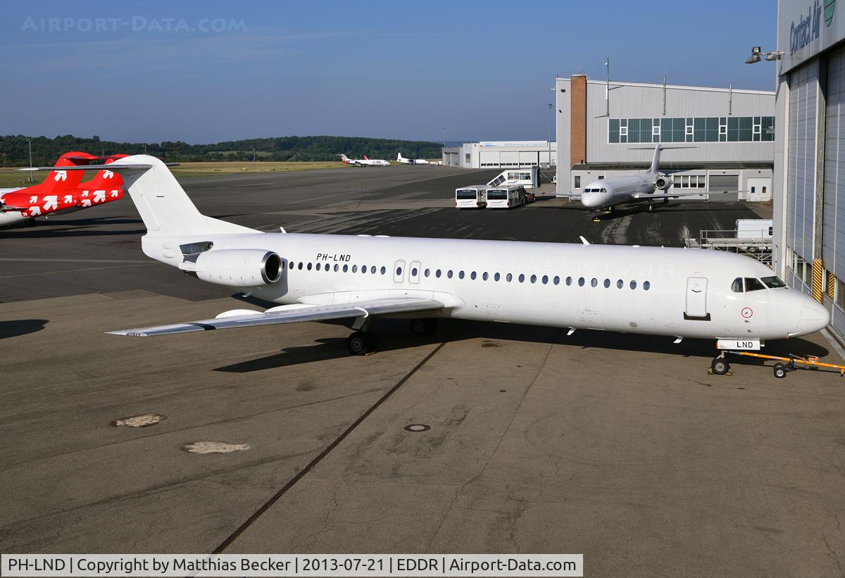 PH-LND, 1990 Fokker 100 (F-28-0100) C/N 11320, PH-LND