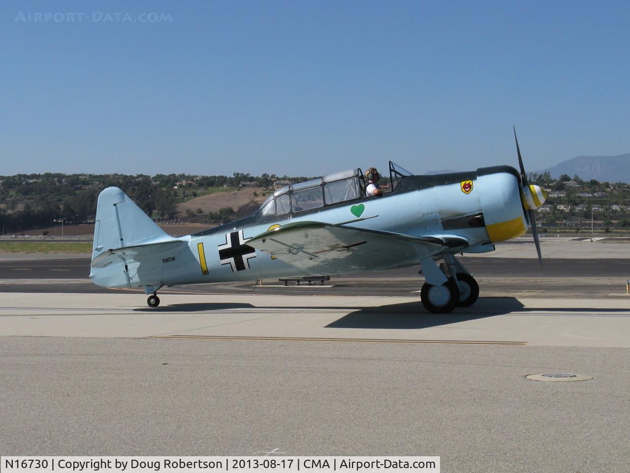 N16730, 1941 North American AT-6C C/N 75-3473, 1941 North American AT-6C, P&W R-1340 Wasp 600 Hp, taxi