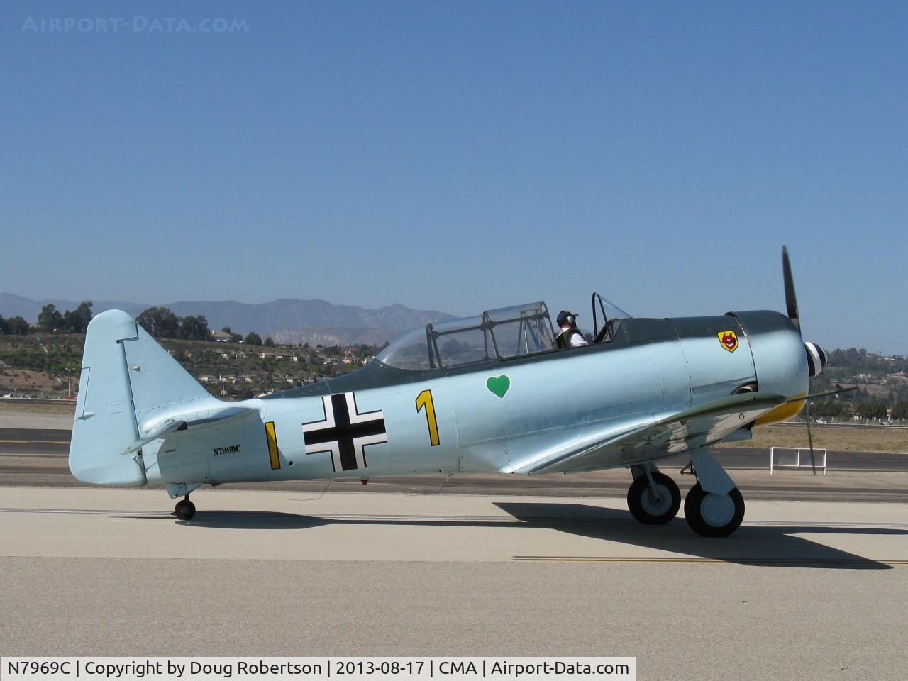 N7969C, North American SNJ-5 Texan Texan C/N 43974, North American SNJ-5, P&W R-1340 AN-1 Wasp 600 Hp, of the Condor Squadron, taxi