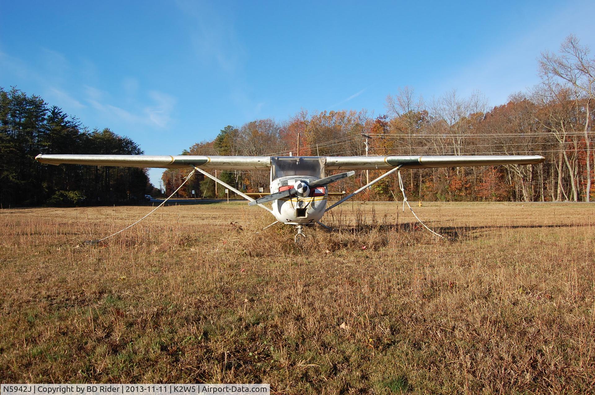 N5942J, 1970 Cessna A150L Aerobat C/N A1500242, Front view