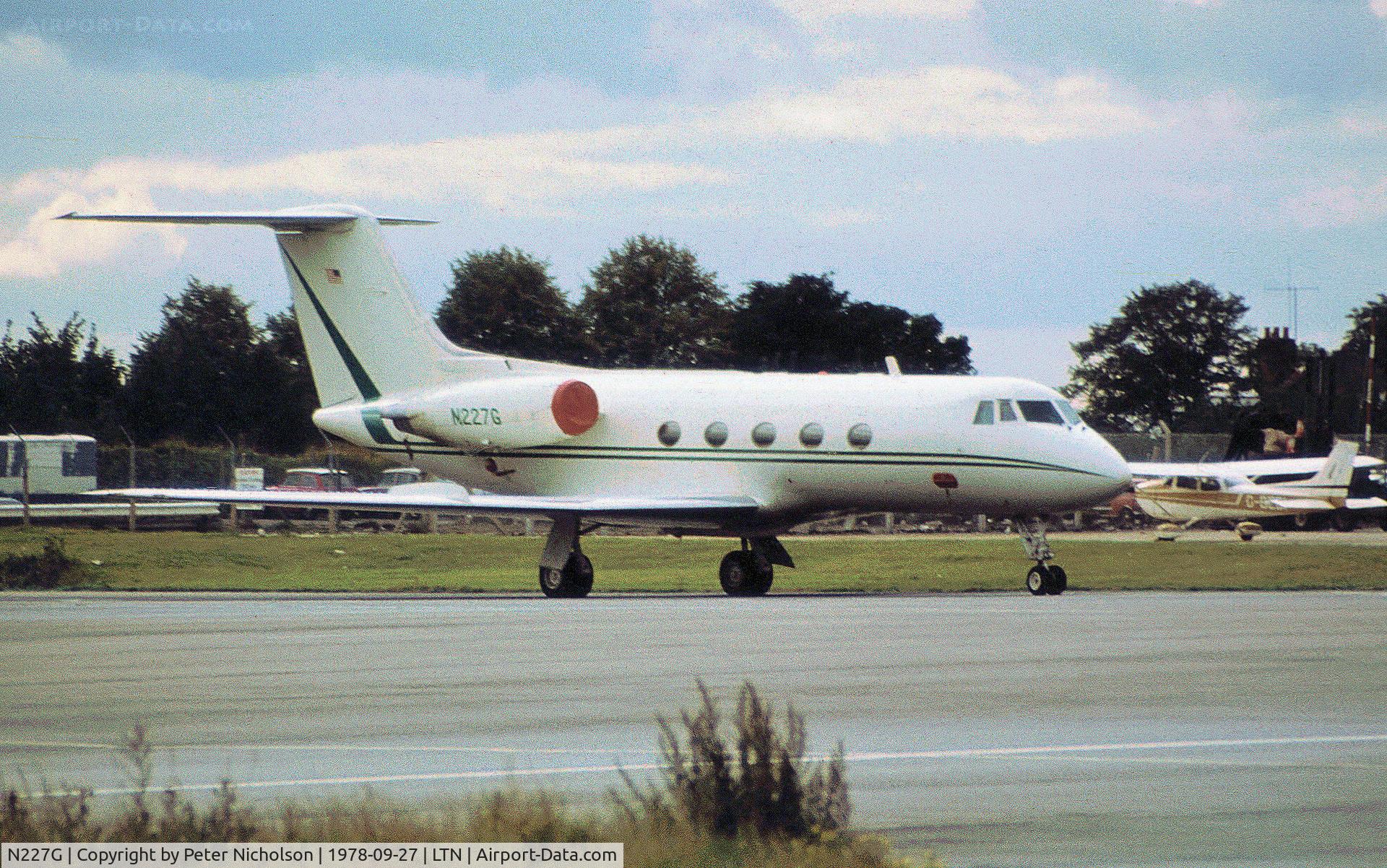 N227G, 1969 Grumman G-1159 Gulfstream II C/N 76, Gulfstream II as seen at Luton in September 1978.