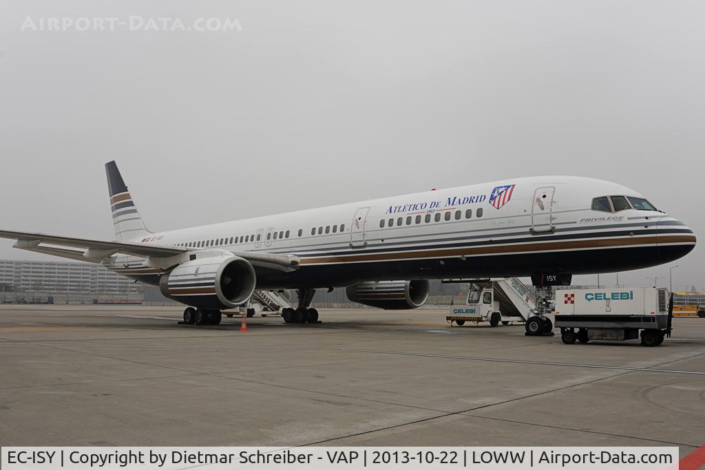 EC-ISY, 1993 Boeing 757-256 C/N 26241, Boeing 757-200