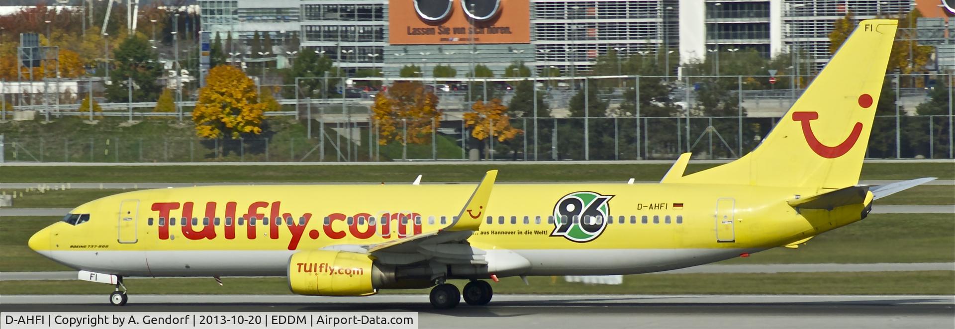 D-AHFI, 1999 Boeing 737-8K5 C/N 27984, TUiFly (Hannover 96 sticker), seen here departing on RWY 26L at München(EDDM)