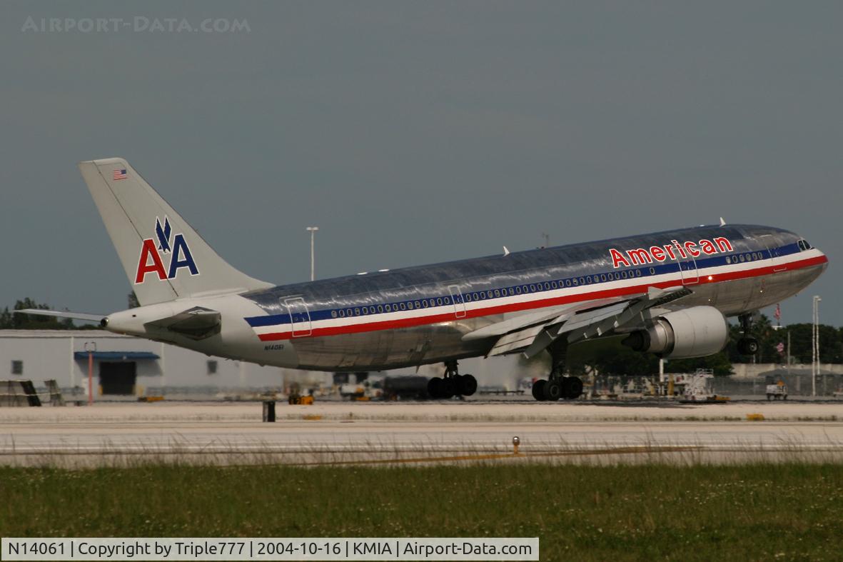 N14061, 1988 Airbus A300B4-605R C/N 471, American Airlines