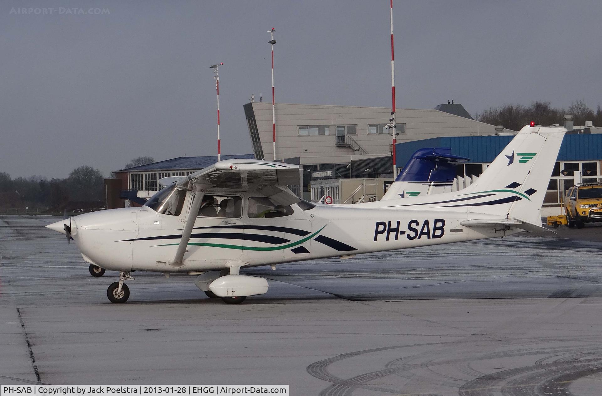 PH-SAB, 2000 Cessna 172R C/N 172-80959, PH-SAB of Stella Air
