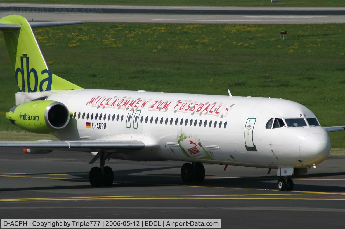 D-AGPH, 1990 Fokker 100 (F-28-0100) C/N 11308, dba willkommen zum fussball