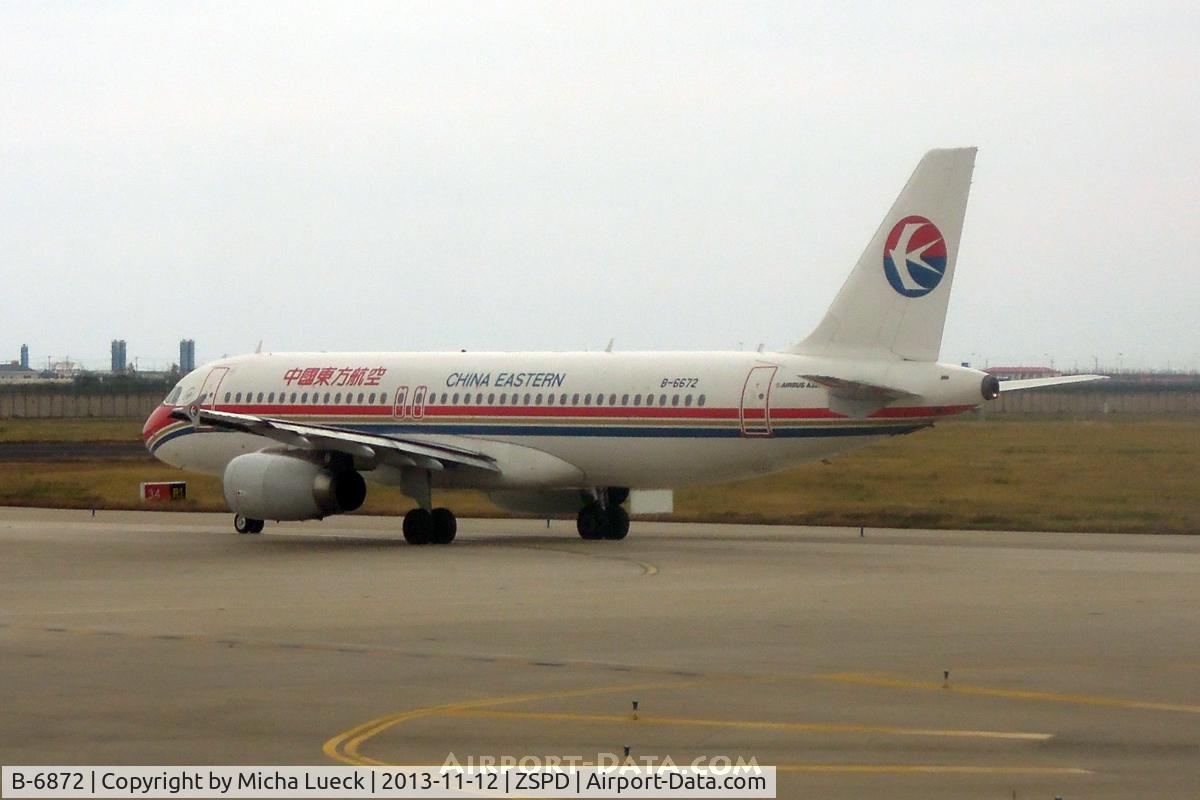 B-6872, 2012 Airbus A320-214 C/N 4886, At Pu Dong