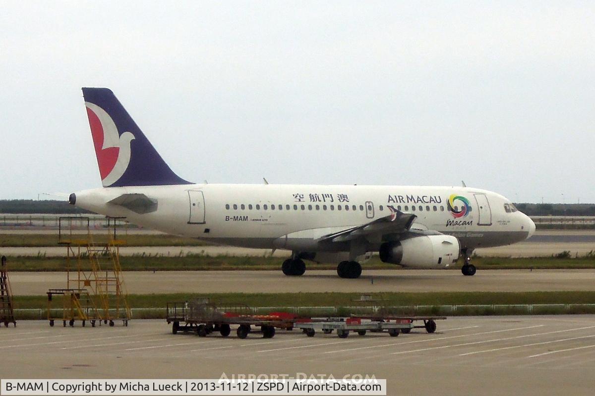 B-MAM, 2002 Airbus A319-132 C/N 1893, At Pu Dong