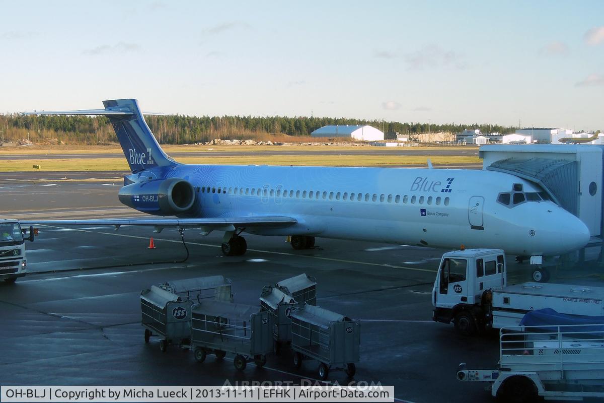 OH-BLJ, 2000 Boeing 717-23S C/N 55065, At Vantaa