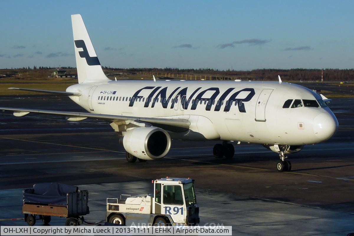 OH-LXH, 2002 Airbus A320-214 C/N 1913, At Vantaa