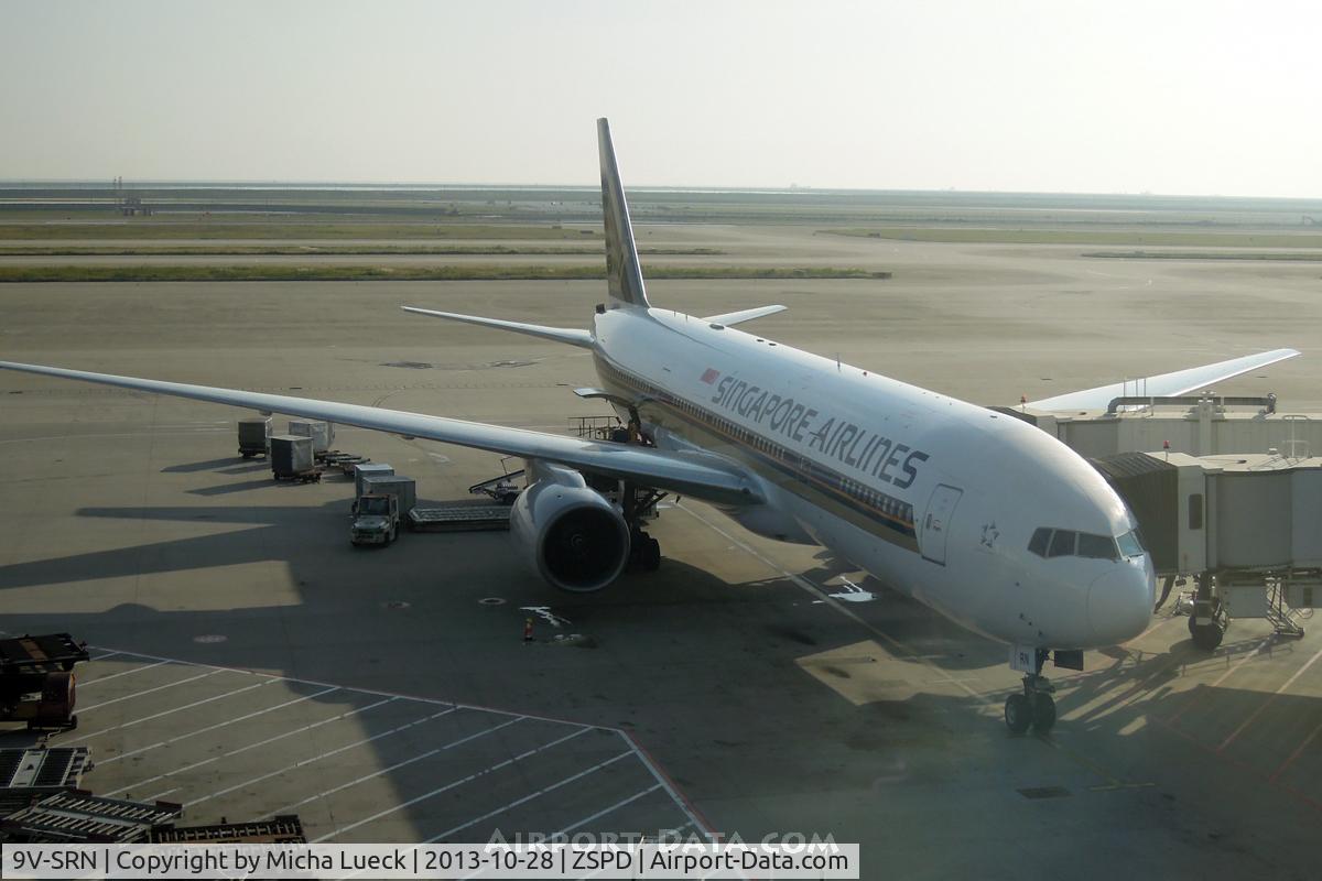 9V-SRN, 2003 Boeing 777-212/ER C/N 32318, At Pu Dong