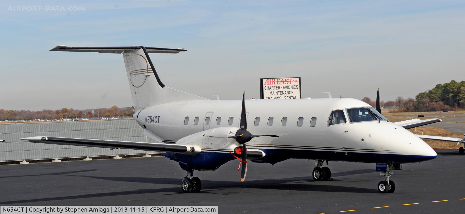 N654CT, 1993 Embraer EMB-120ER Brasilia C/N 120251, Atlantic Ramp