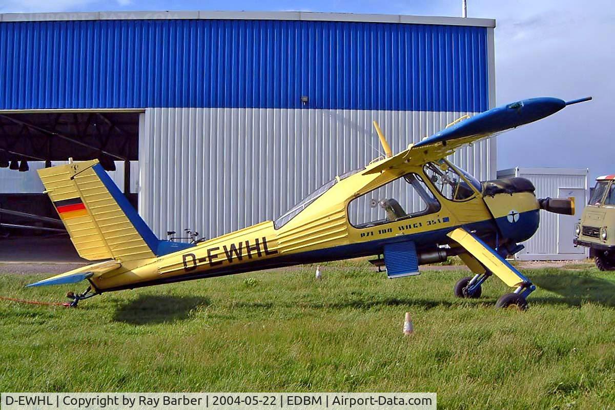 D-EWHL, 1976 PZL-Okecie PZL-104 Wilga 35A C/N 86231, PZL-Okecie PZL-104 Wilga 35AD [86231] Magdeburg~D 22/05/2004