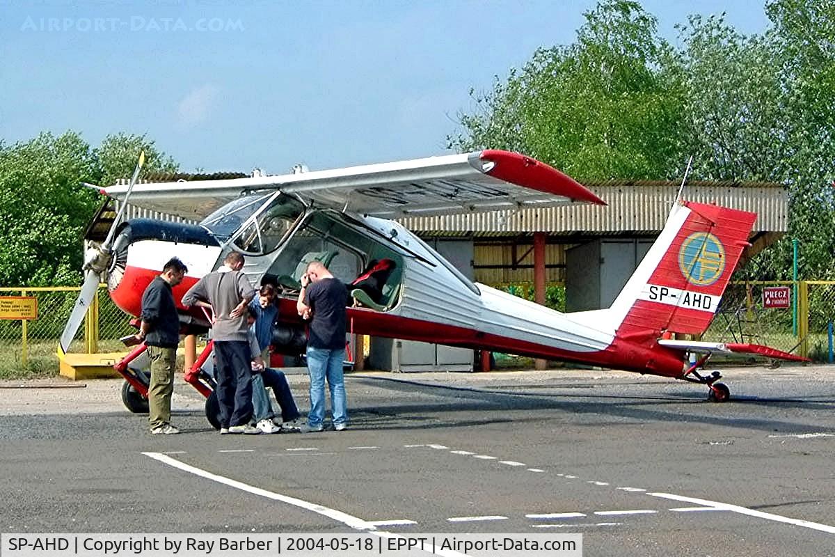 SP-AHD, 1987 PZL-Okecie PZL-104 Wilga 35A C/N 19870854, PZL-Okecie PZL-104 Wilga 35A [19870854] Piotrkow-Trybunalski~SP 18/05/2004