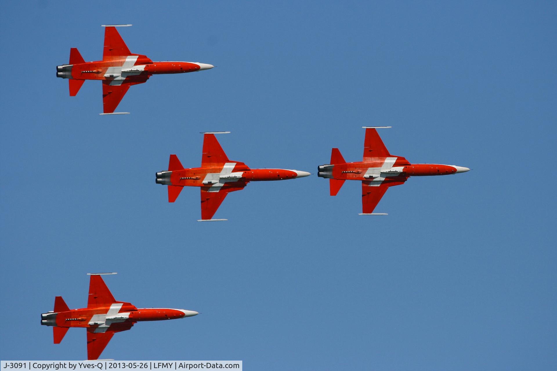 J-3091, Northrop F-5E Tiger II C/N L.1091, Northrop F-5E Tiger II (J-3091), Capt Simon Billeter, leader of  Swiss Air Force Aerobatic Team 2012, Salon de Provence Air Base 701 (LFMY)
