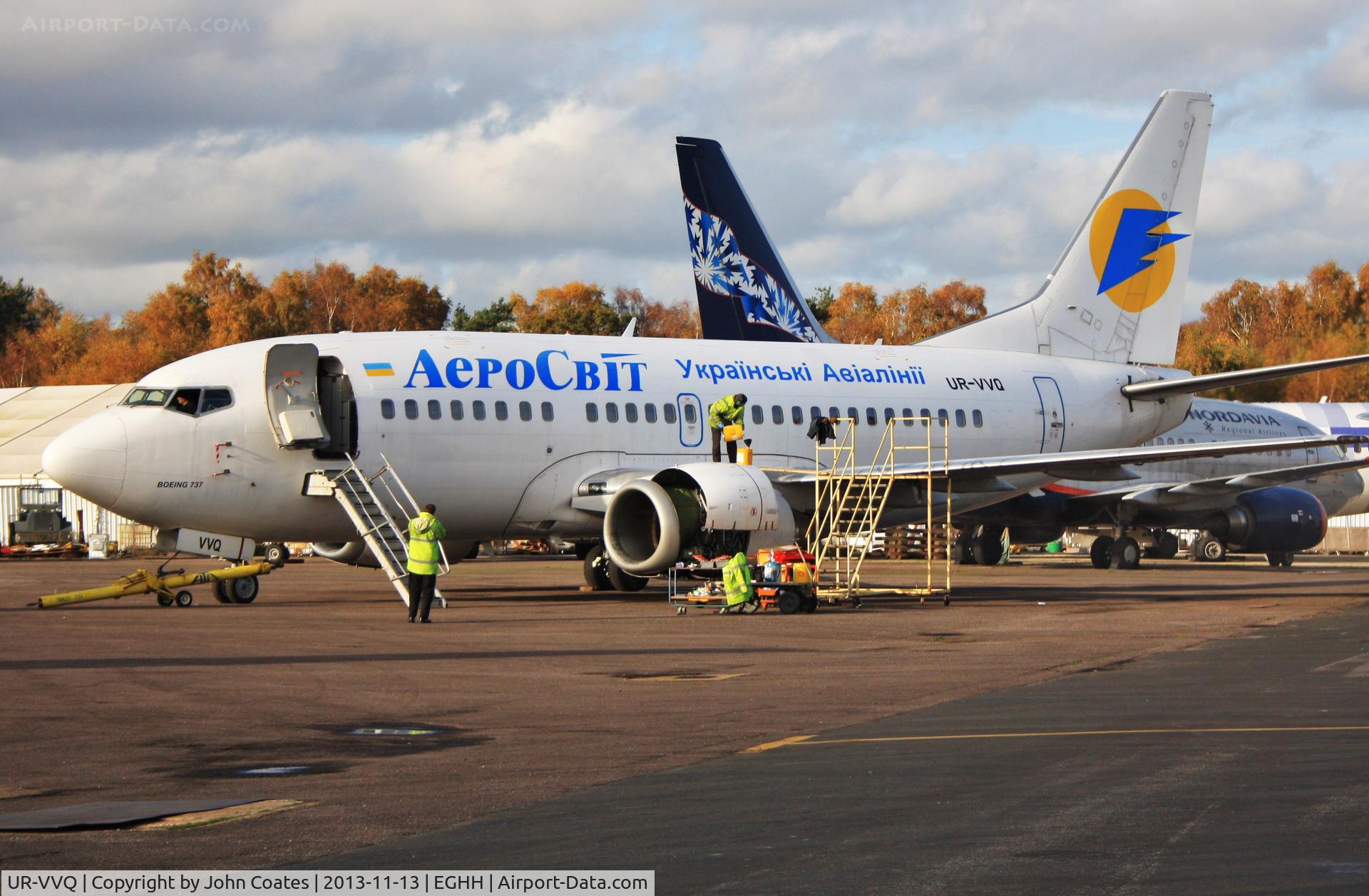 UR-VVQ, 1998 Boeing 737-5L9 C/N 29235, Receiving attention.