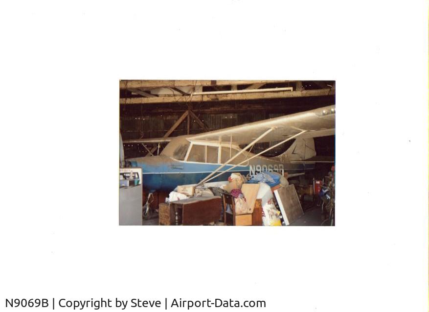N9069B, 1958 Champion 7FC C/N 7FC-153, 69B after long long  rest around 1992-93