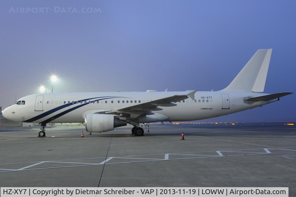 HZ-XY7, 2004 Airbus A320-214 C/N 2165, Airbus 320