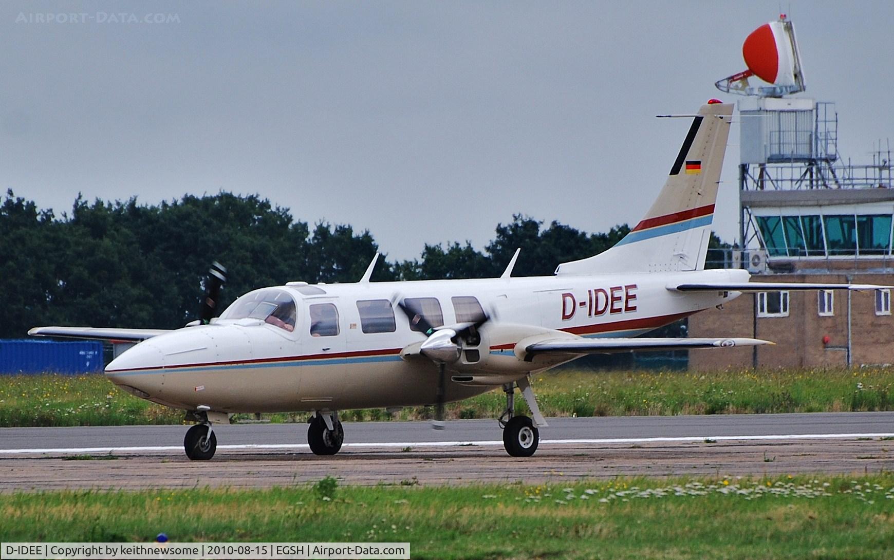 D-IDEE, 1983 Piper PA-60-602P Aerostar C/N 60-8365012, Taxying following crosswind landing !! Piper PA-60-602P Aerostar !!