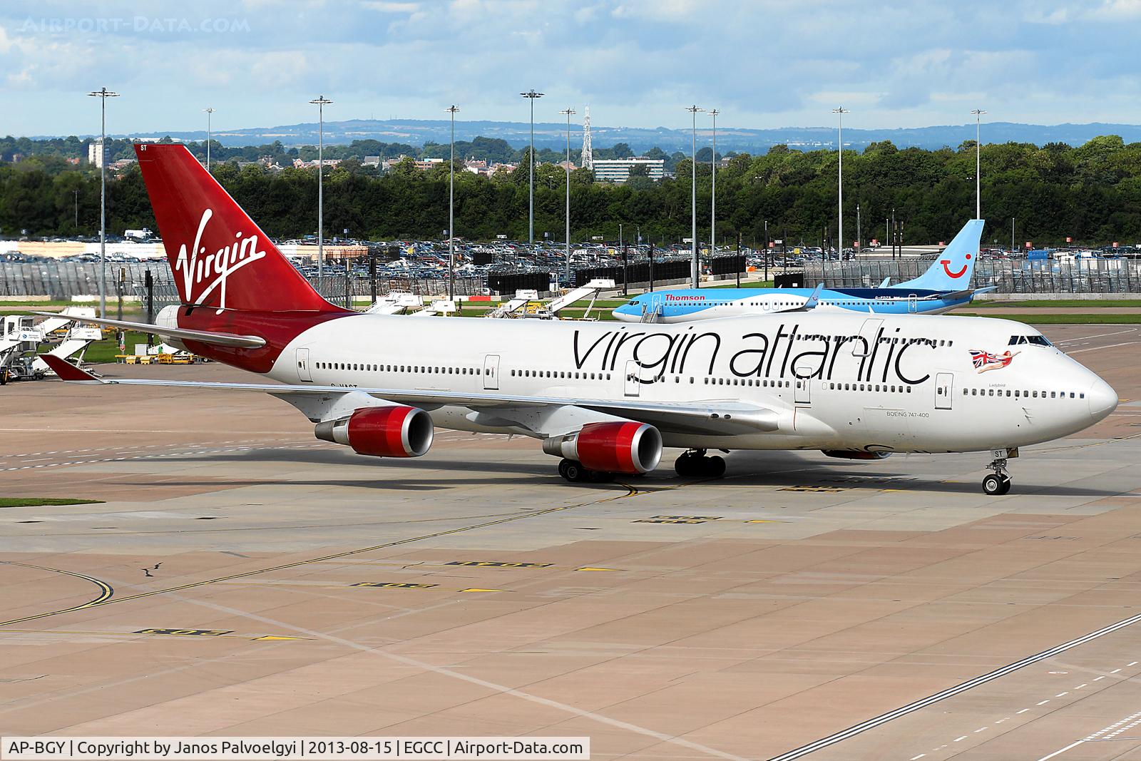 AP-BGY, 2005 Boeing 777-240/LR C/N 33781, Virgin Atlantic Airways Boeing B747-41R taxi in MAN