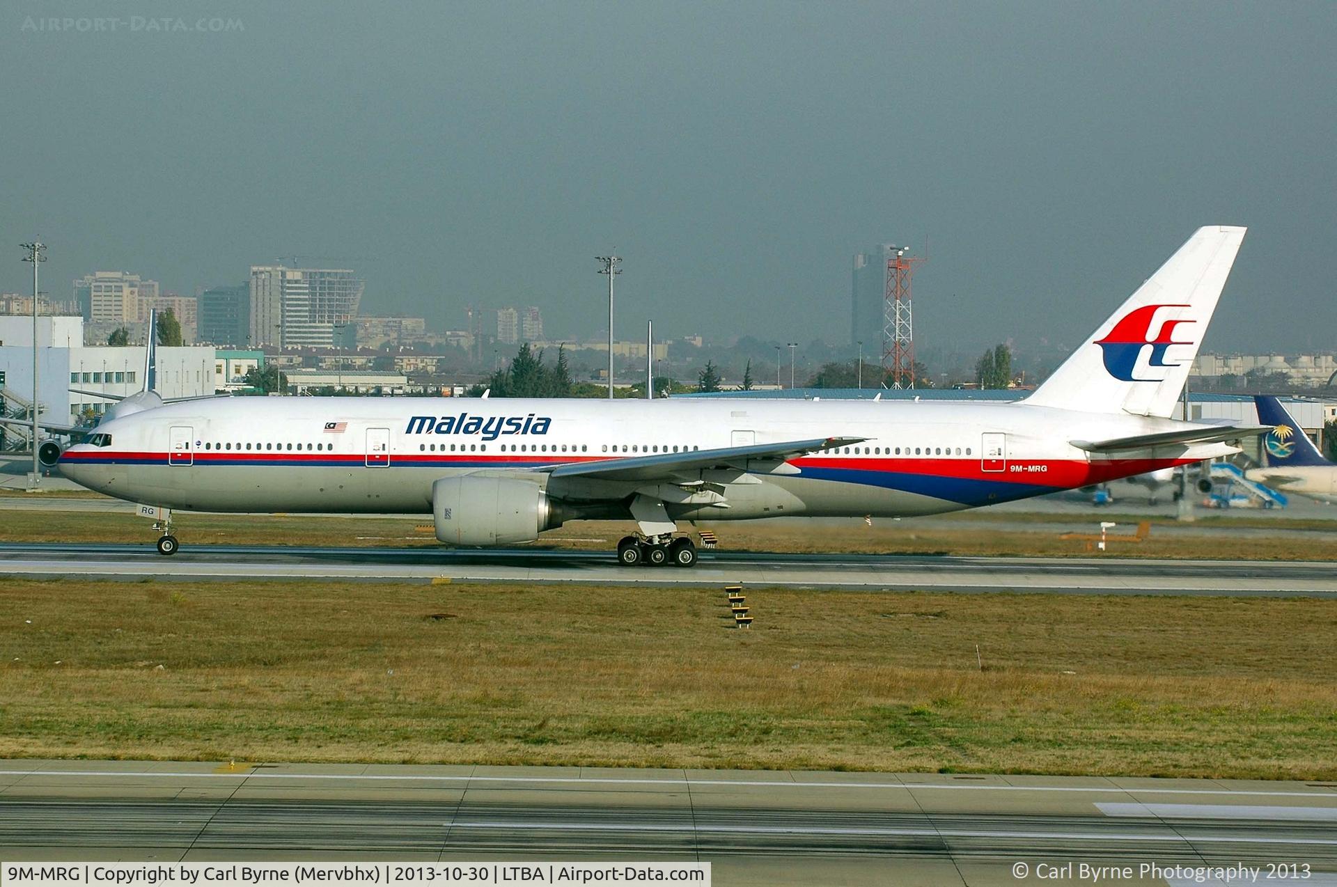 9M-MRG, 1998 Boeing 777-2H6/ER C/N 28414, Taken from the Fly Inn Shopping Mall.