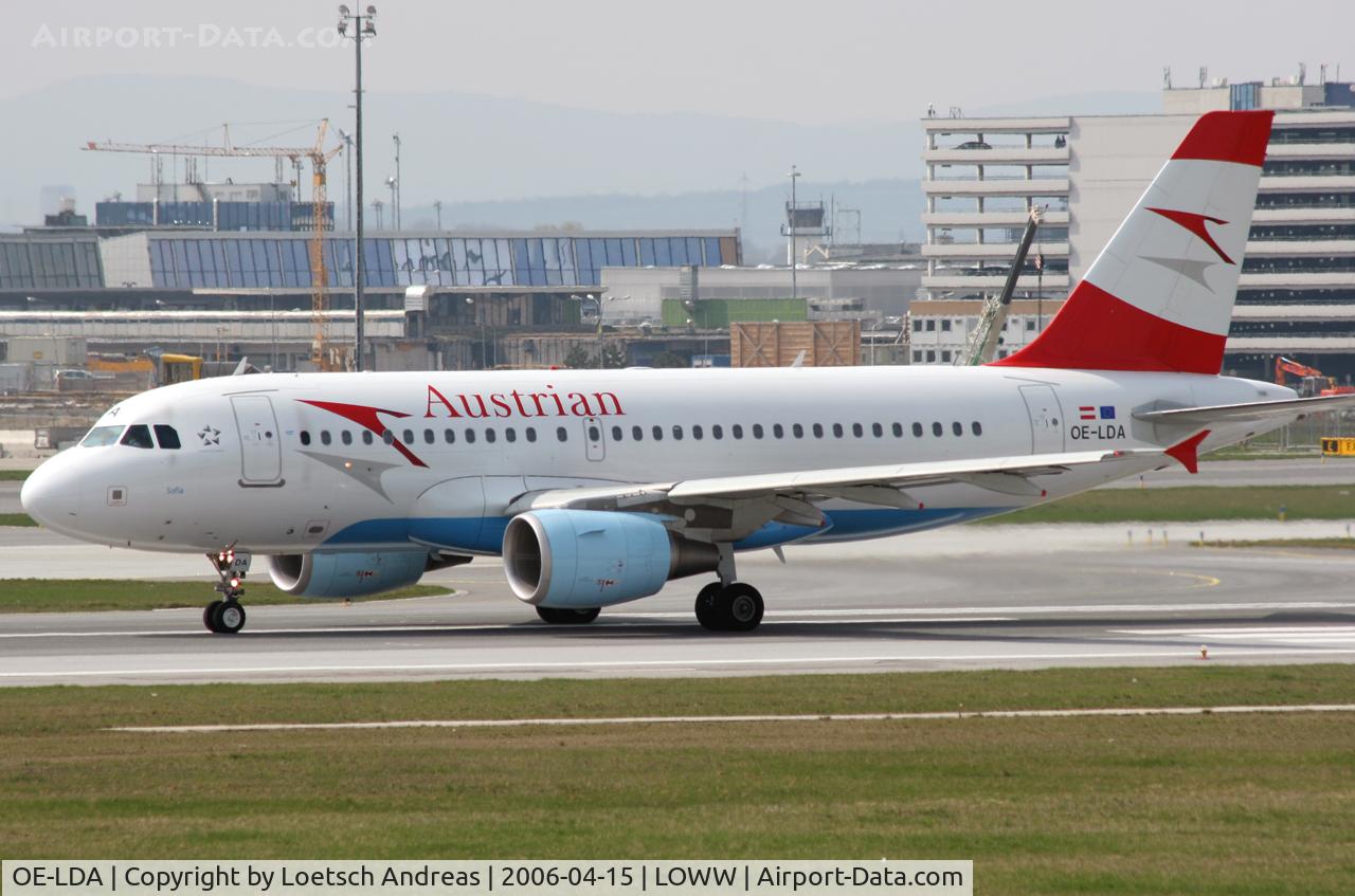 OE-LDA, 2004 Airbus A319-112 C/N 2131, Austrian