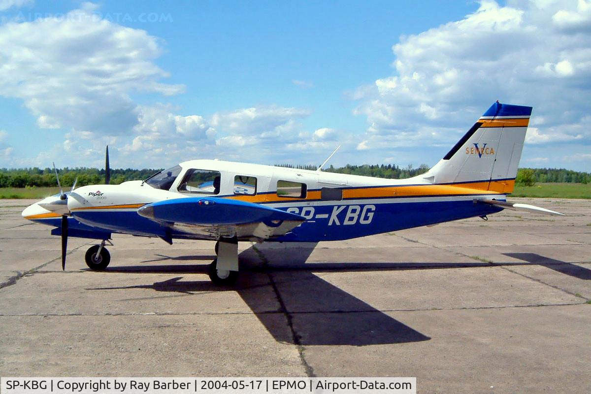 SP-KBG, Piper PA-34-220T Seneca V C/N 3449162, Piper PA-34-220T Seneca V [3449162] Modlin~SP 17/05/2004