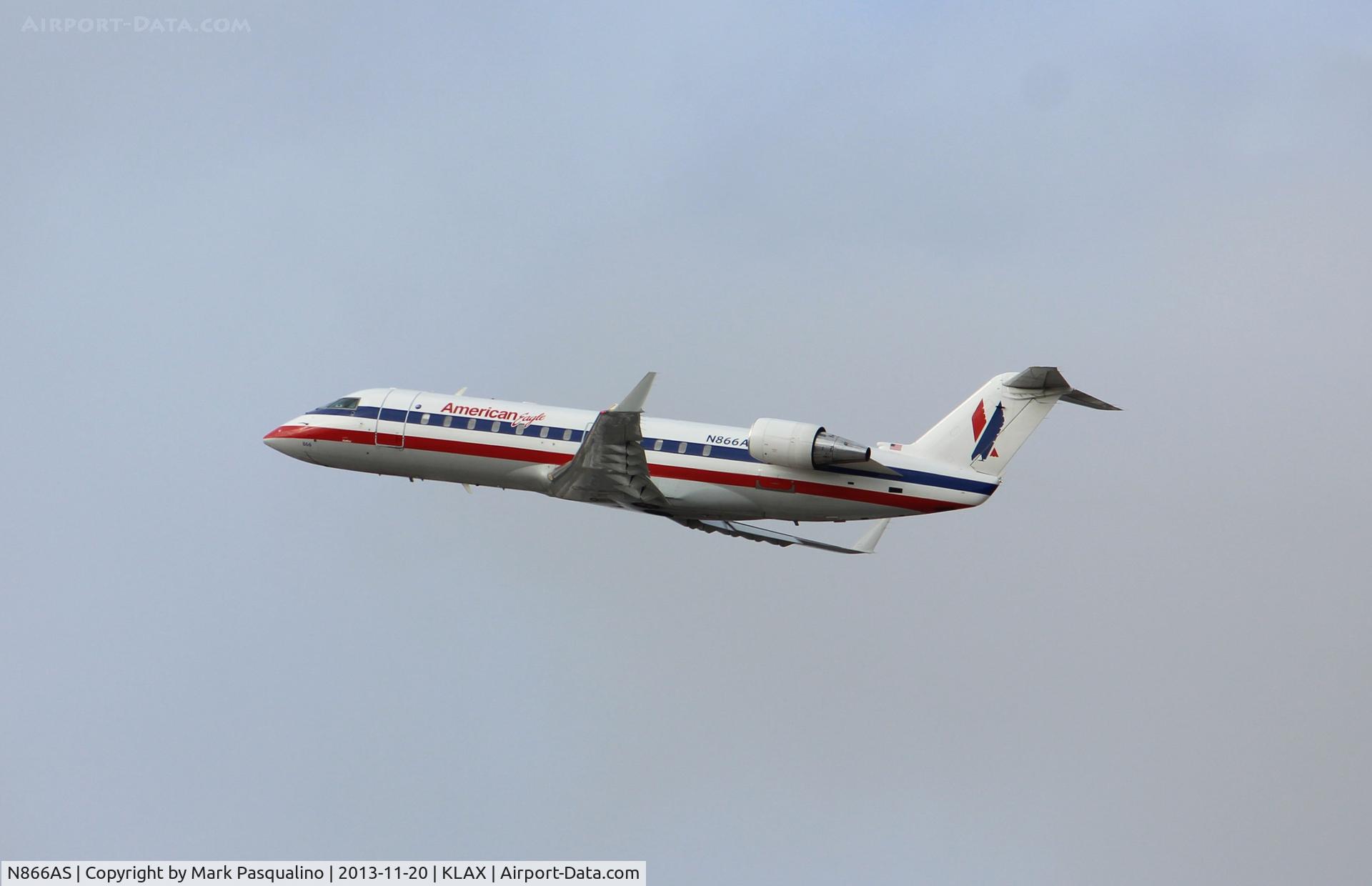 N866AS, 2001 Bombardier CRJ-200ER (CL-600-2B19) C/N 7517, CL-600-2B19