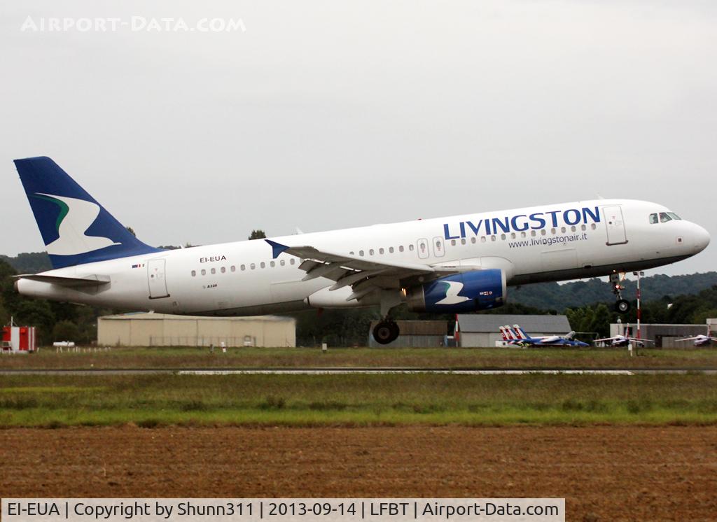 EI-EUA, 2004 Airbus A320-232 C/N 2210, Landing rwy 20