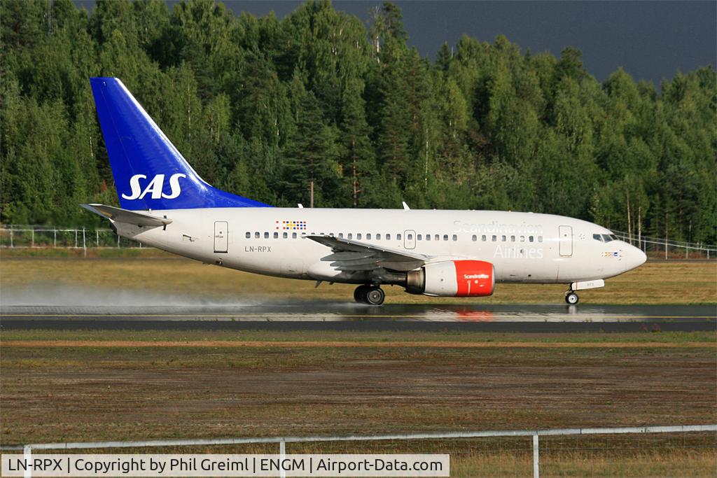 LN-RPX, 1998 Boeing 737-683 C/N 28291, Taken at OSL.