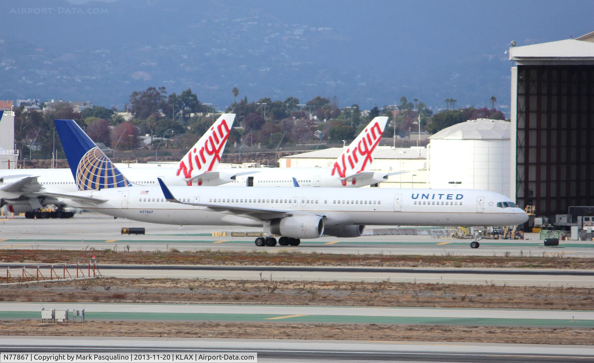 N77867, 2002 Boeing 757-33N C/N 32592, Boeing 757-300