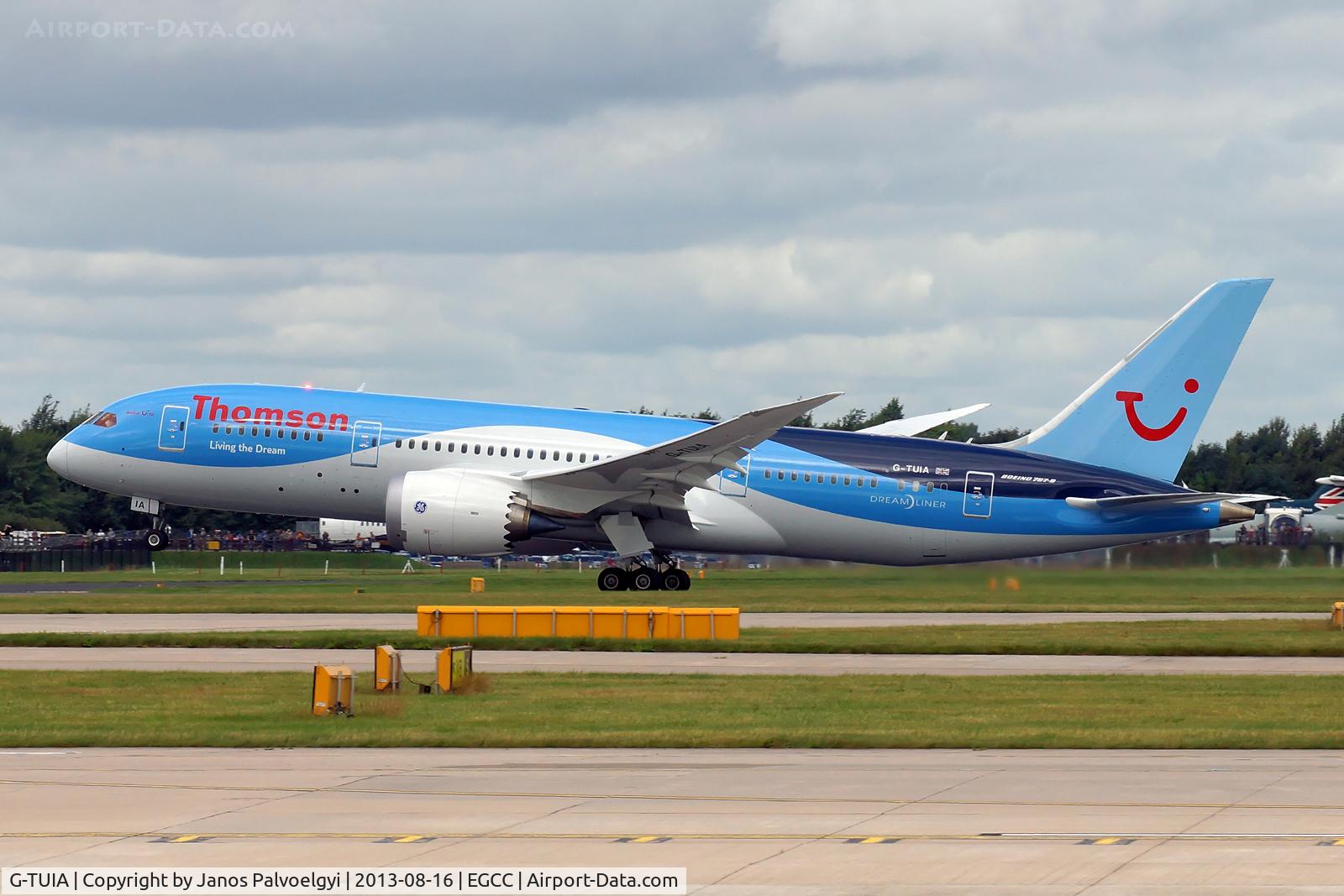 G-TUIA, 2013 Boeing 787-8 Dreamliner C/N 34422, Thomson Airways Boeing B787-8 Dreamliner takeoff in MAN/EGCC