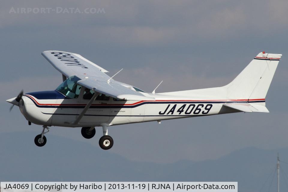 JA4069, Cessna 172P C/N 17276452, Built in 1985.