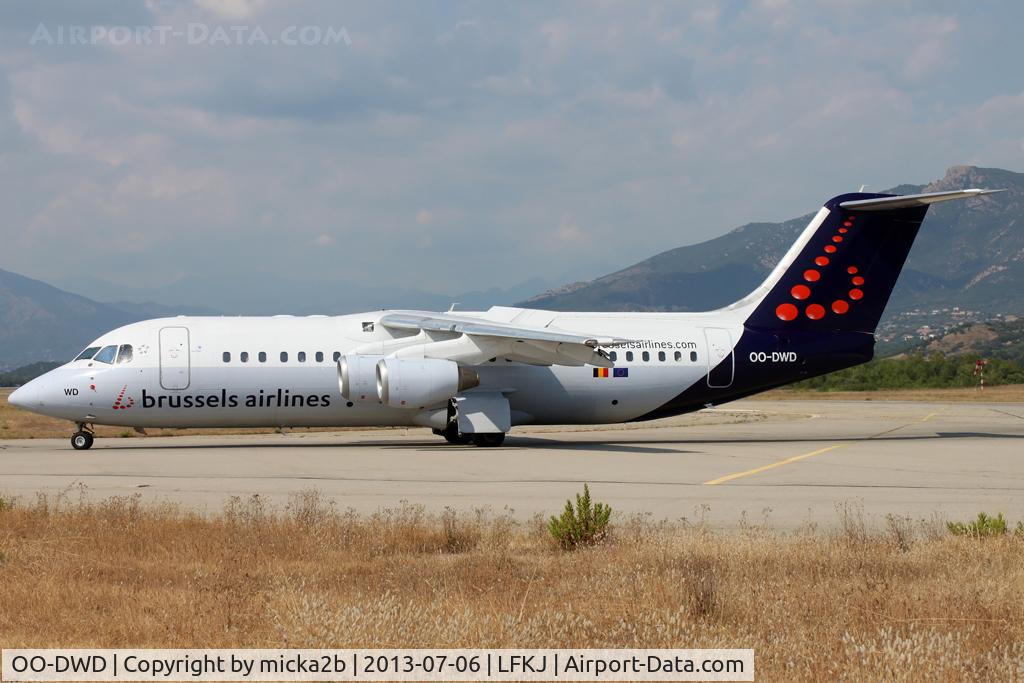 OO-DWD, 1998 British Aerospace Avro 146-RJ100 C/N E3324, Taxiing