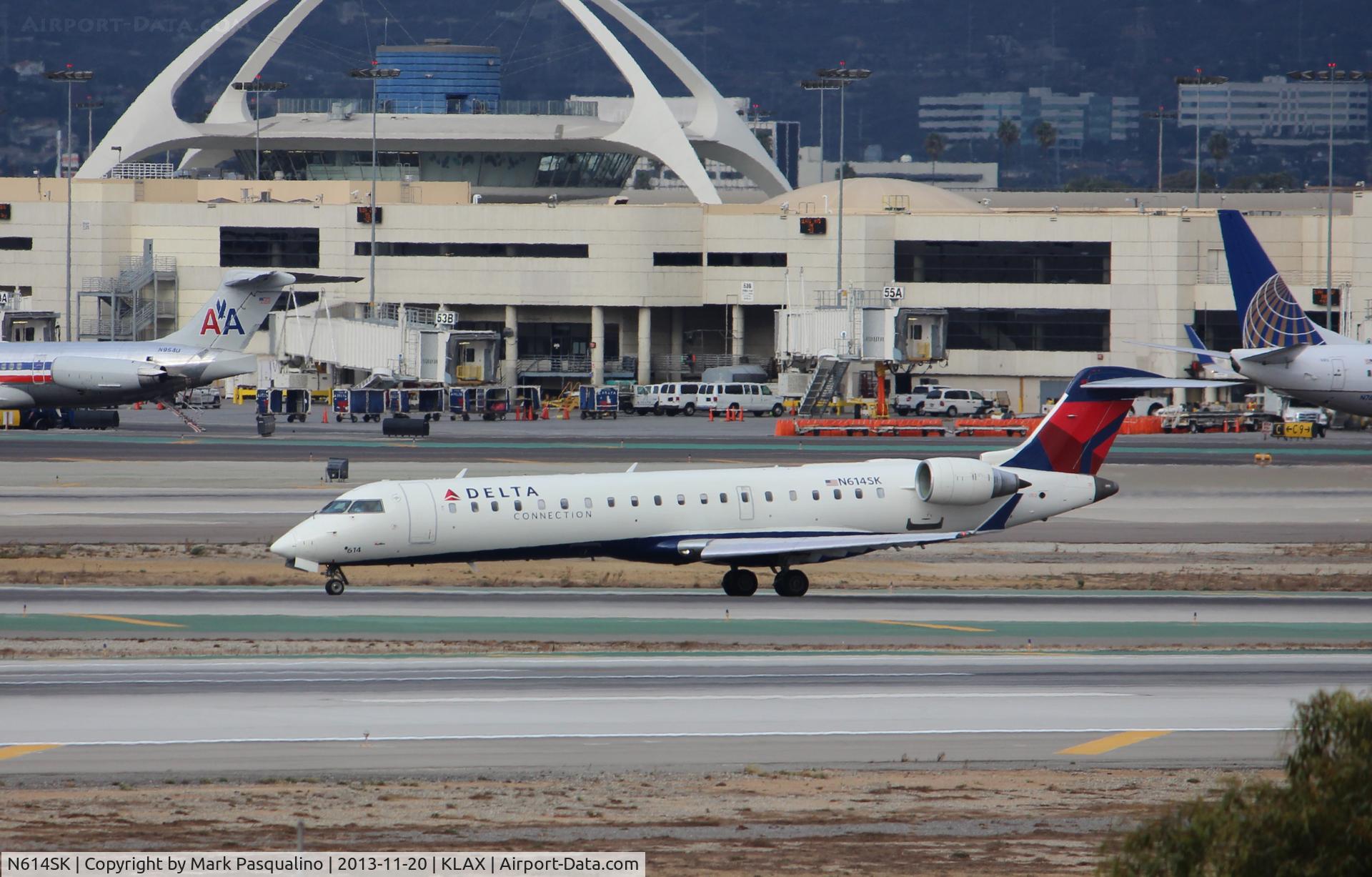N614SK, 2002 Bombardier CRJ-701 (CL-600-2C10) Regional Jet C/N 10051, CL-600-2C10