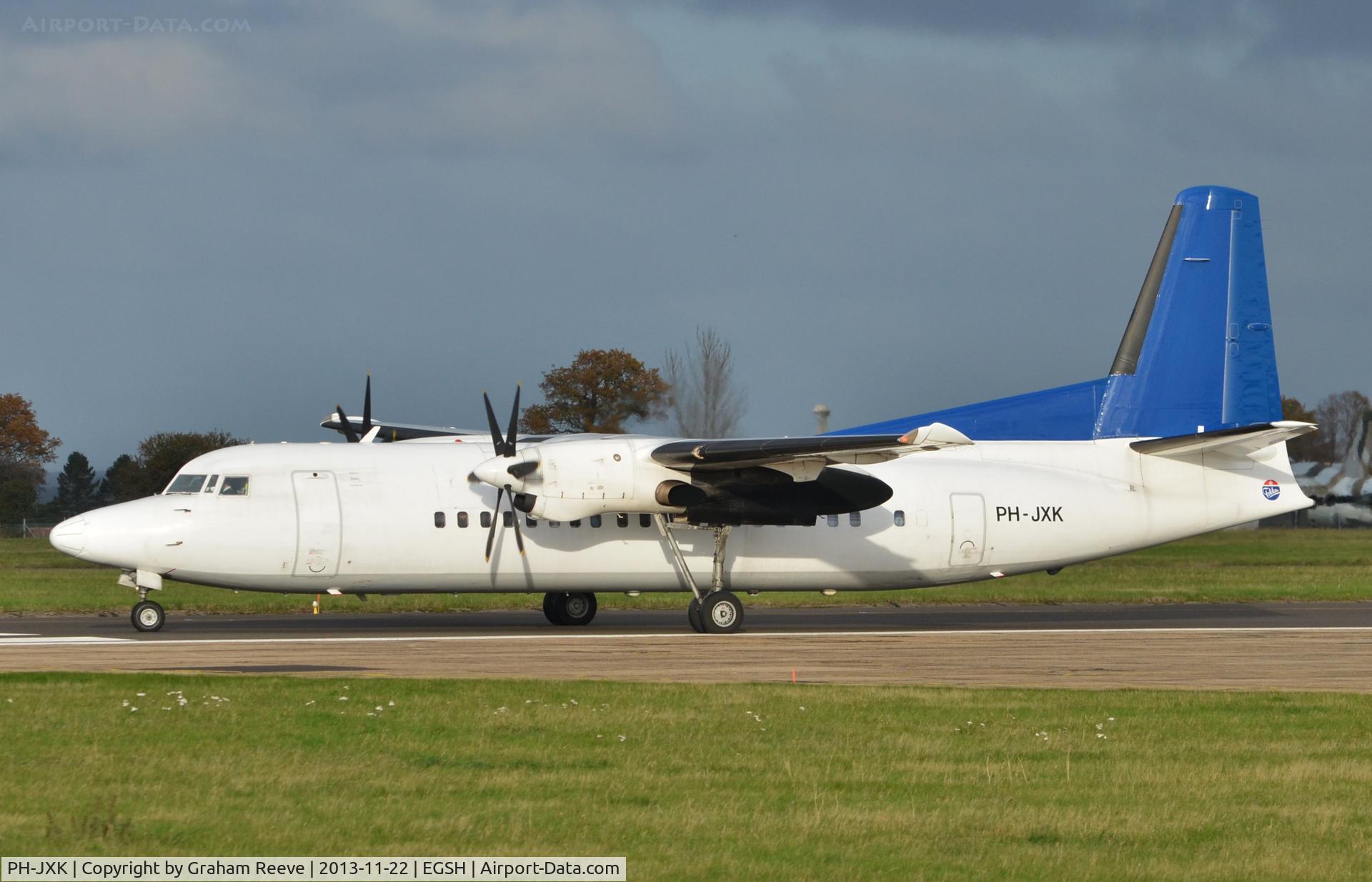 PH-JXK, 1991 Fokker 50 C/N 20233, About to depart.