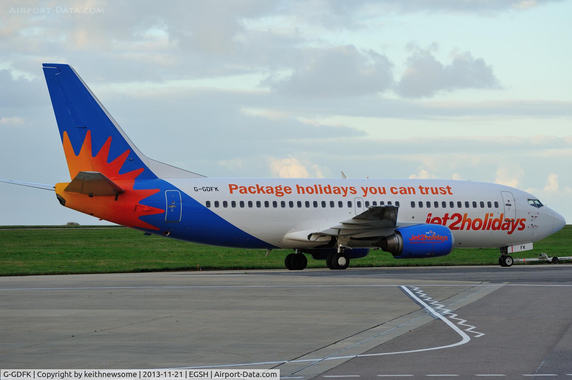G-GDFK, 1998 Boeing 737-36N C/N 28572, Maintenance movement !