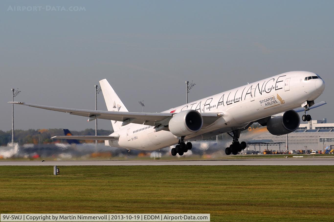 9V-SWJ, 2007 Boeing 777-312/ER C/N 34575, Singapore Airlines - Star Alliance
