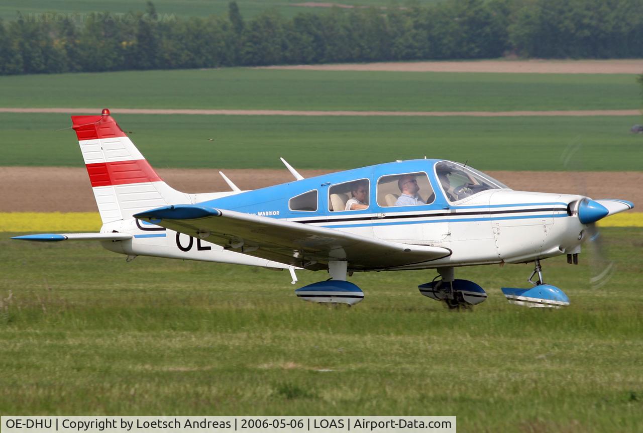 OE-DHU, Piper PA-28-151 C/N 28-7415449, Piper at LOAS Airfield