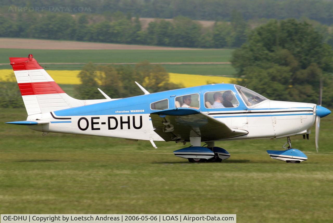 OE-DHU, Piper PA-28-151 C/N 28-7415449, LOAS Airfield