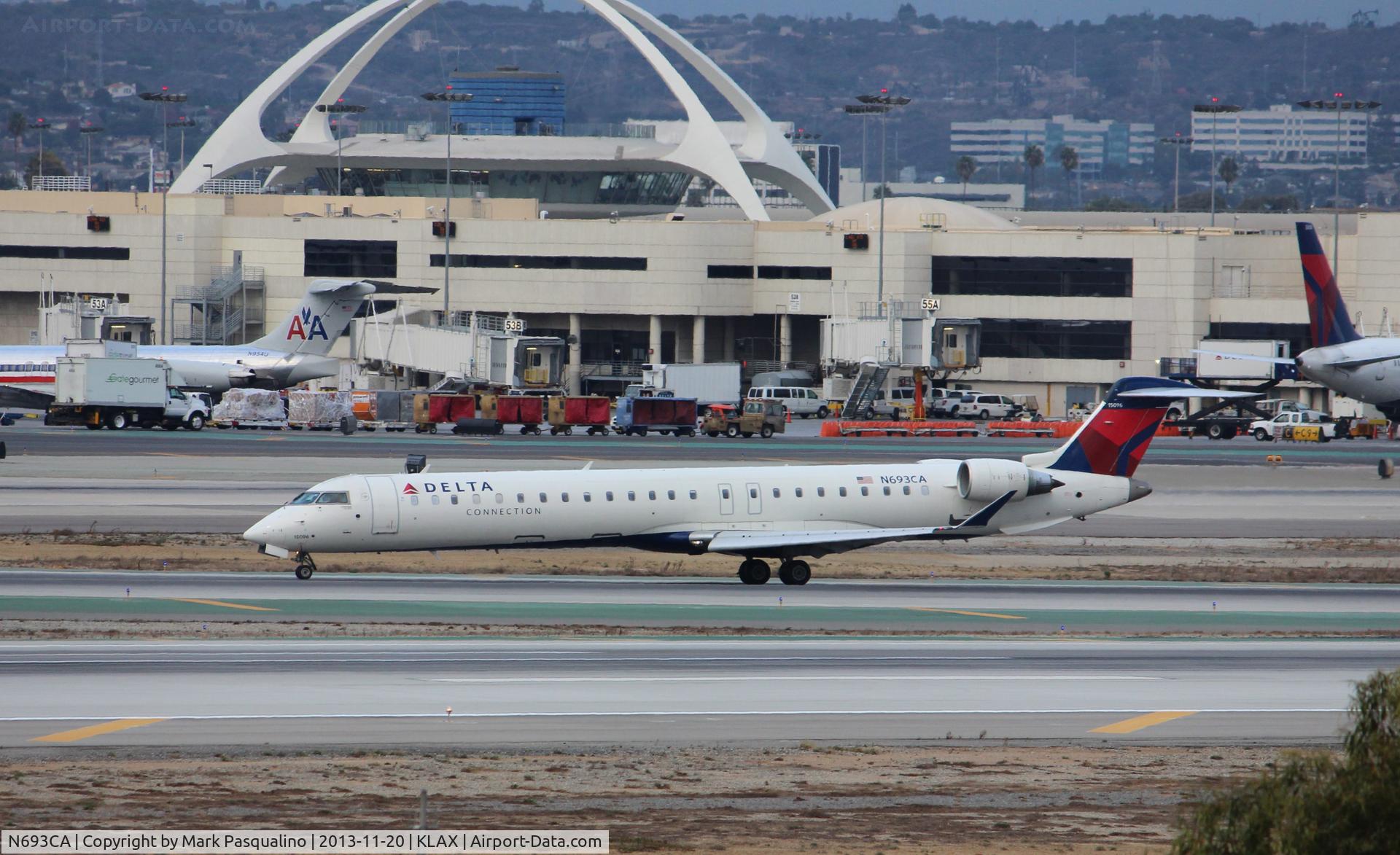 N693CA, 2006 Bombardier CRJ-900ER (CL-600-2D24) C/N 15096, CL600-2D24