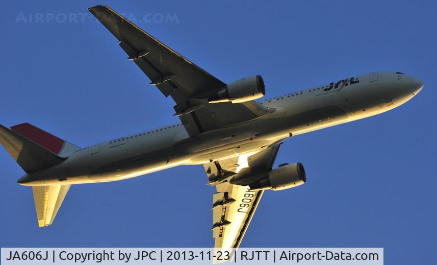 JA606J, 2003 Boeing 767-346/ER C/N 33495, B767/300 TO at sunset