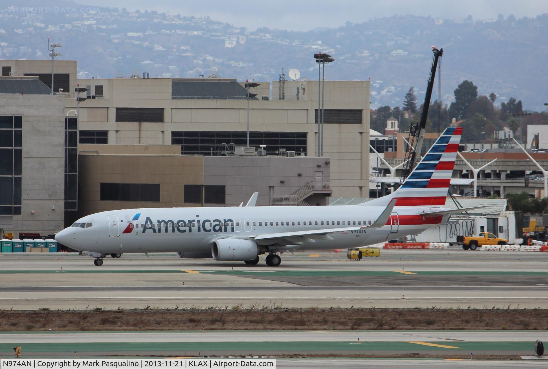 N974AN, 2001 Boeing 737-823 C/N 30098, Boeing 737-800