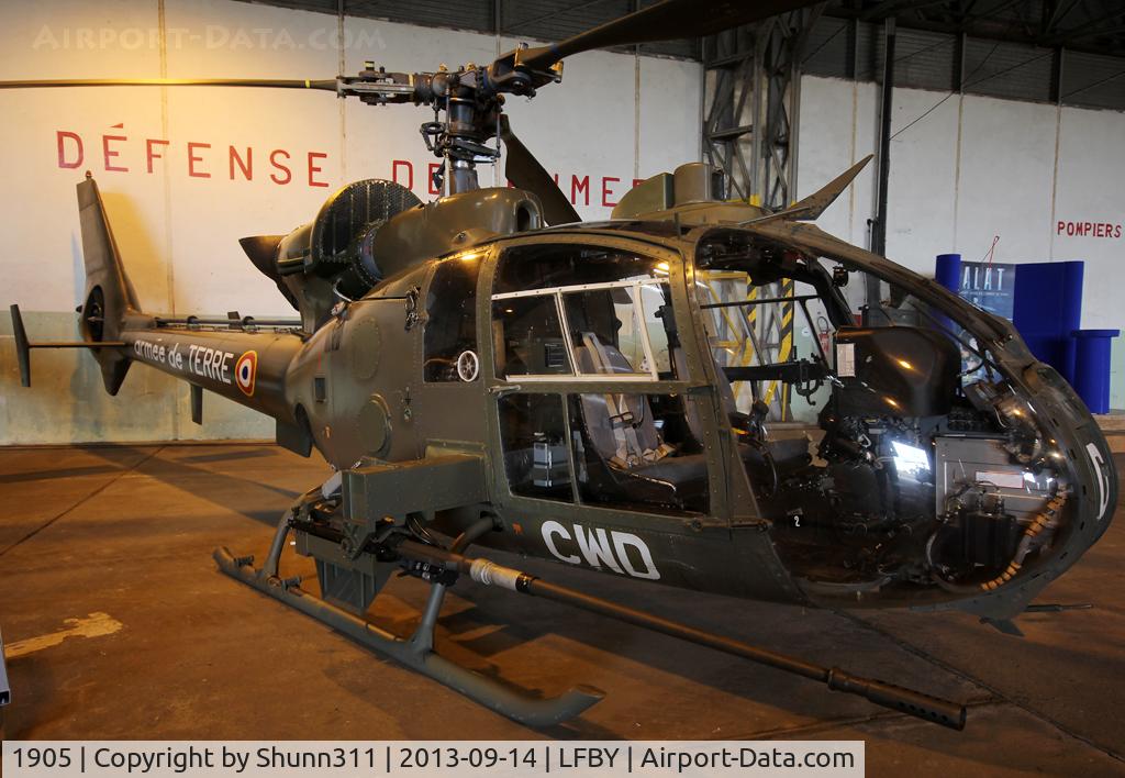1905, Aerospatiale SA341F Gazelle C/N 1905, Preserved inside Dax ALAT Museum...