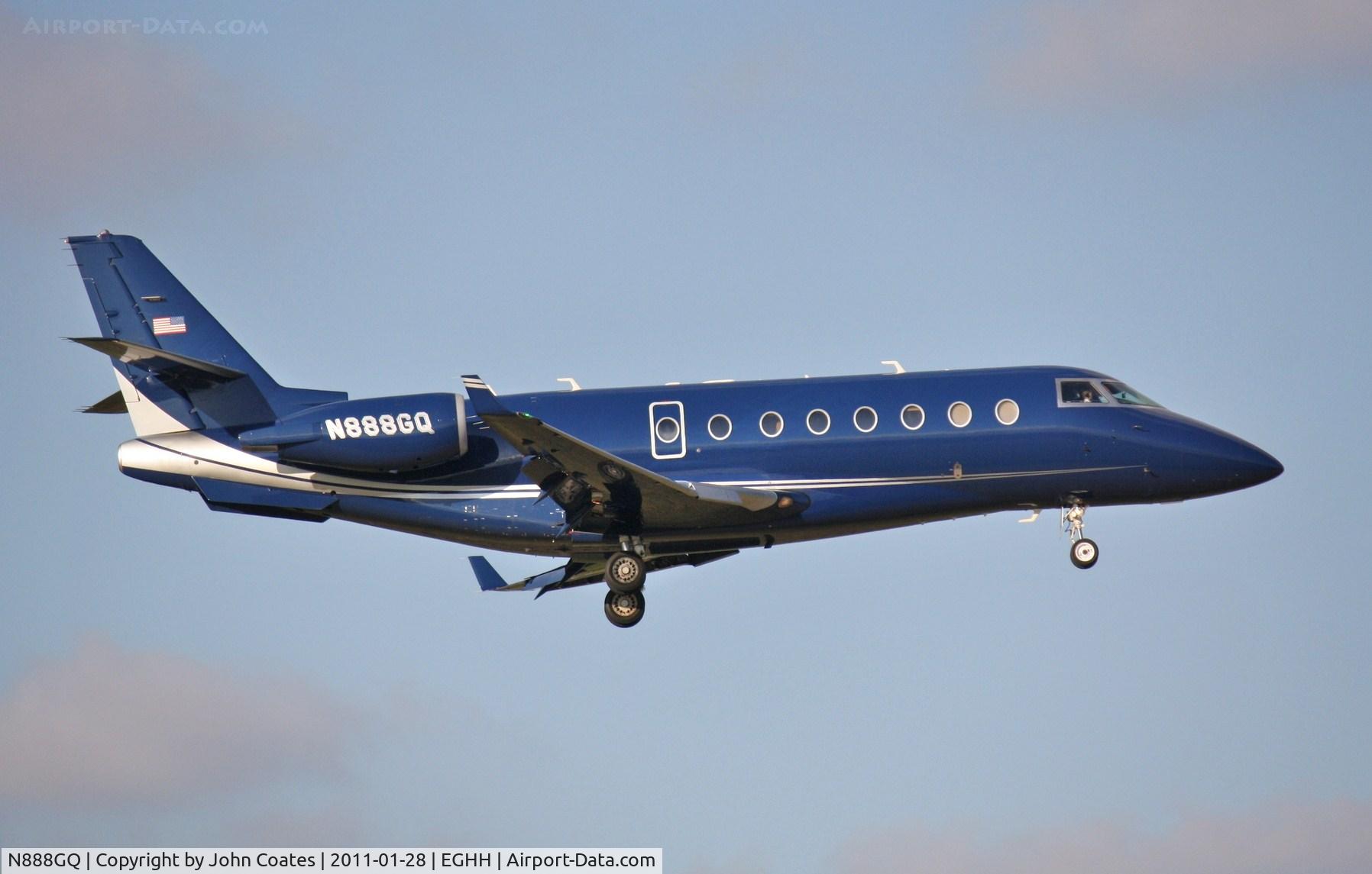 N888GQ, 2007 Israel Aircraft Industries Gulfstream 200 C/N 167, About to land on 08