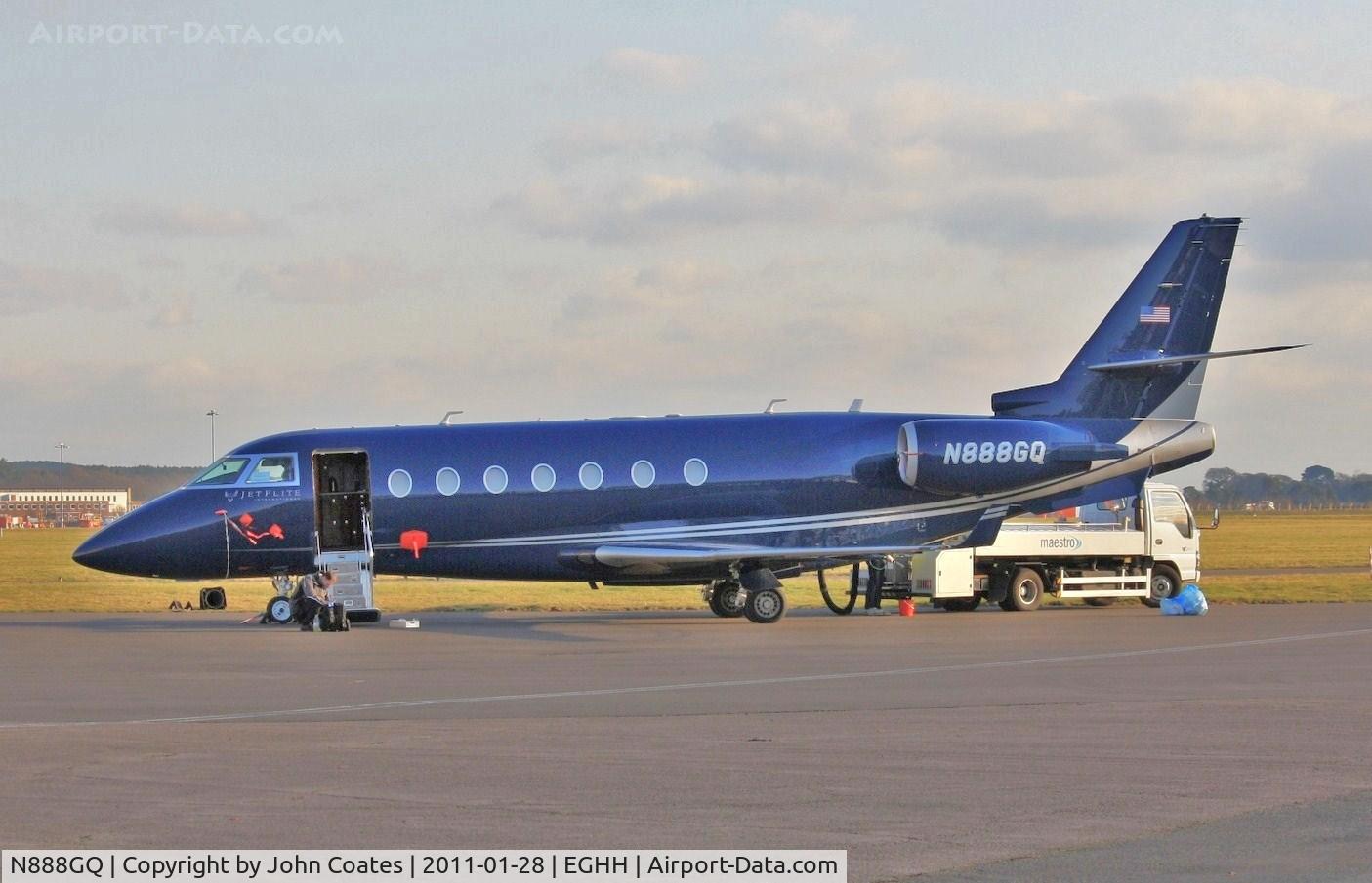 N888GQ, 2007 Israel Aircraft Industries Gulfstream 200 C/N 167, Parked at Signatures