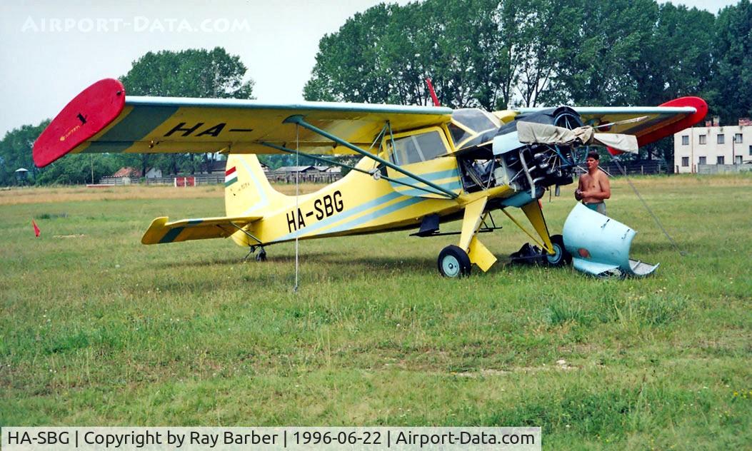 HA-SBG, 1967 PZL-Okecie PZL-101A Gawron C/N 107233, PZL-Okecie PZL-101A Gawron [107233] Tapolca~HA 22/06/1996