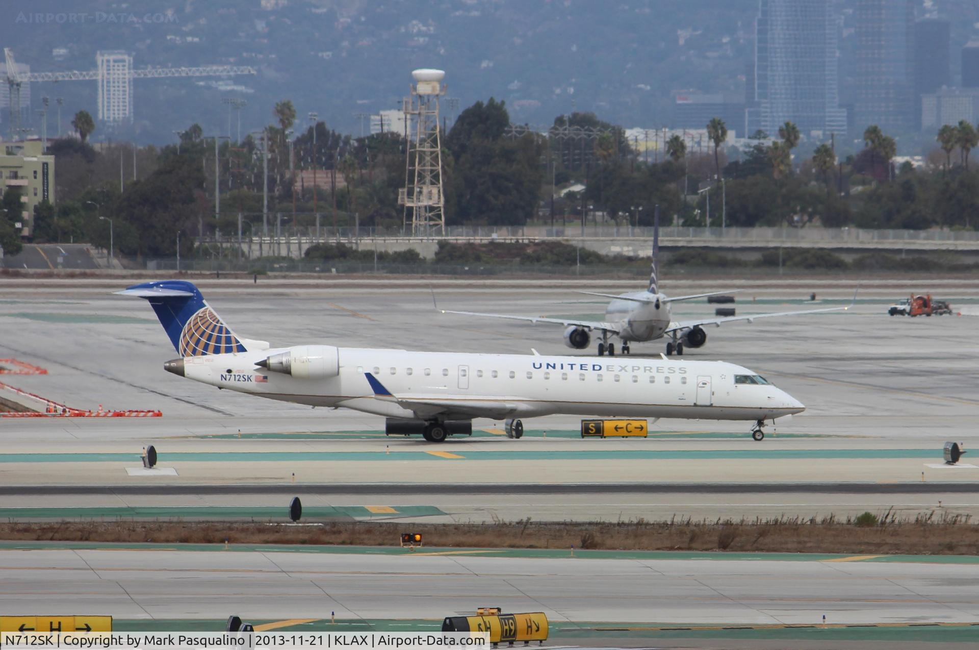 N712SK, 2004 Bombardier CRJ-700 (CL-600-2C10) Regional Jet C/N 10172, CL-600-2C10