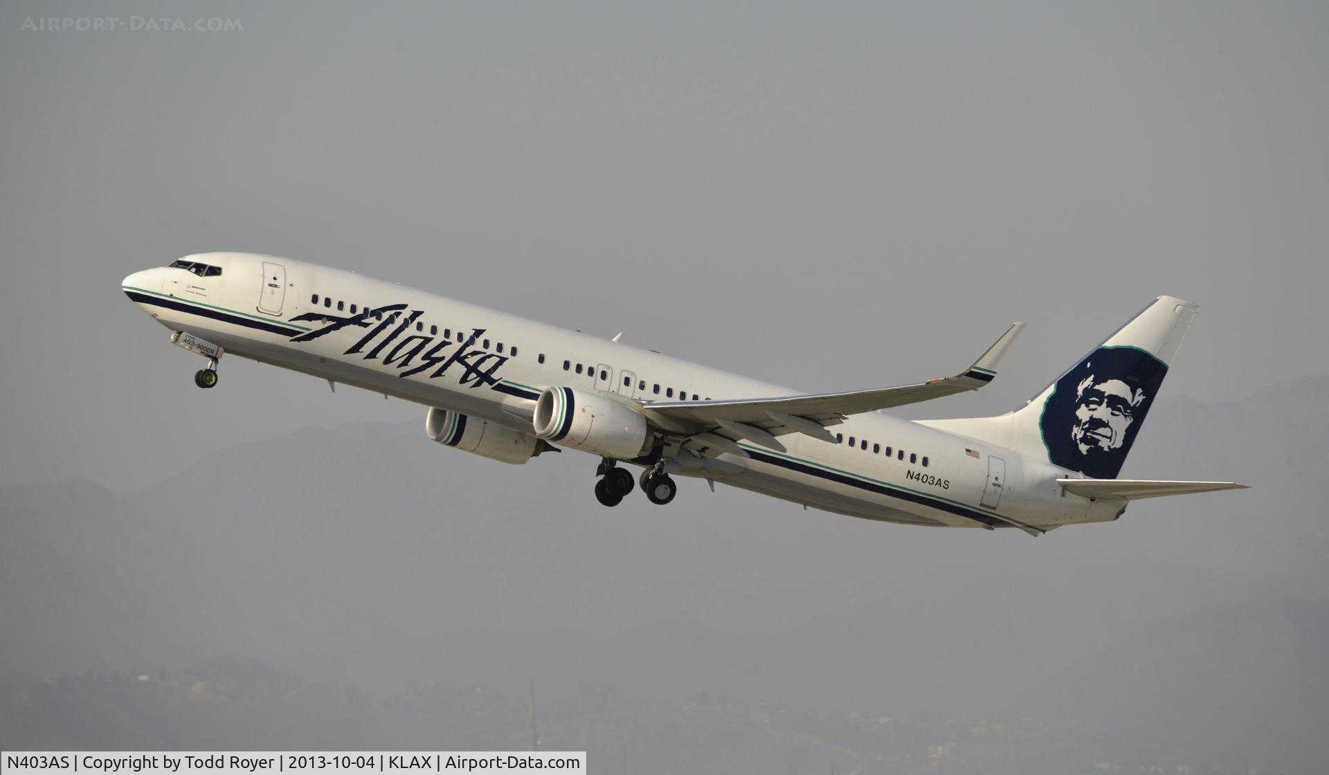 N403AS, 2012 Boeing 737-990/ER C/N 41730, Departing LAX